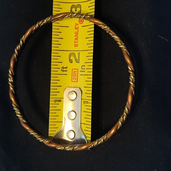 Selection Of 11 Brass And Copper Bangle Bracelets - Picture 2 of 2